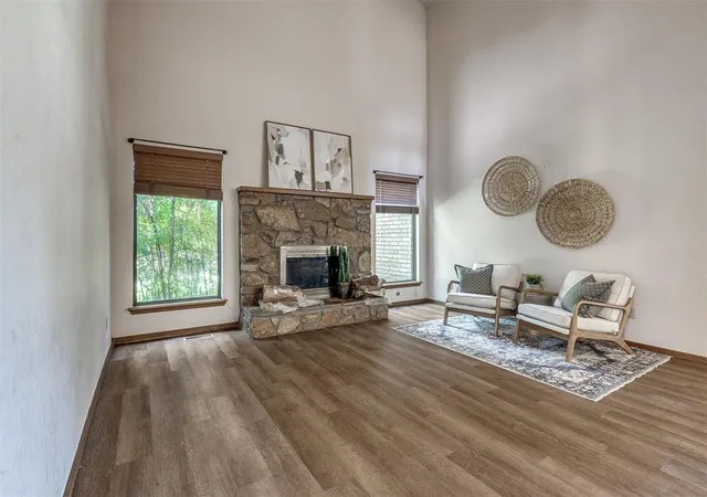 2nd image of 1111 Robin Hood Ln, Norman, OK 73072 | MLS# 1238571