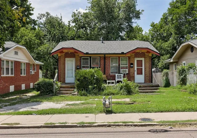 1st image of 824 W Symmes St, Norman, OK 73069 | MLS# 1238574