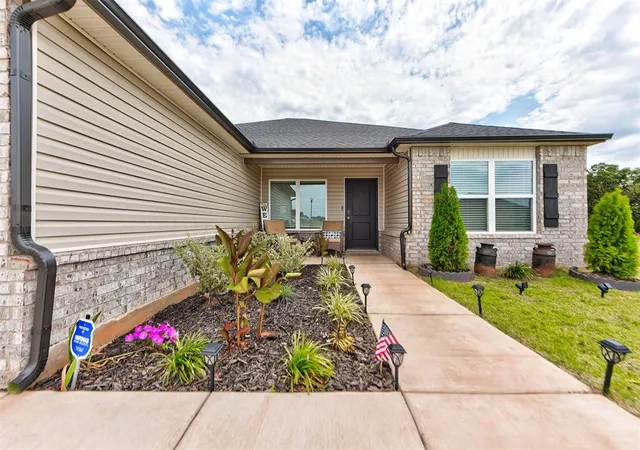 3rd image of 31108 Blackberry Ridge, Mc Loud, OK 74851 | MLS# 1238575