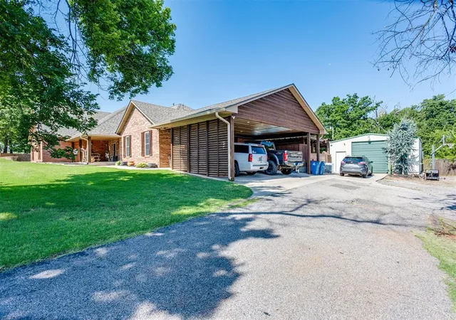 Homes for sale in Newcastle, OK | 1901 S Country Club Rd, Newcastle, OK 73065 | MLS# 1238582