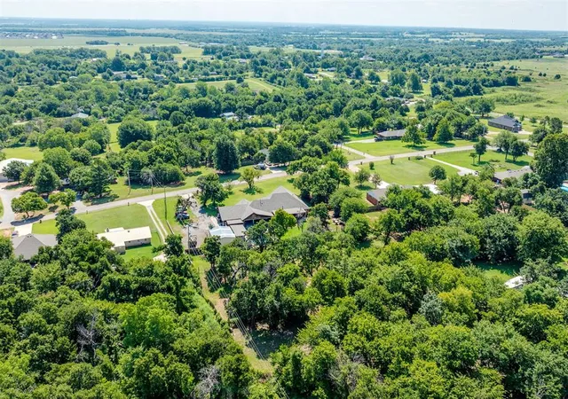 Homes for sale in Newcastle, OK | 1901 S Country Club Rd, Newcastle, OK 73065 | MLS# 1238582
