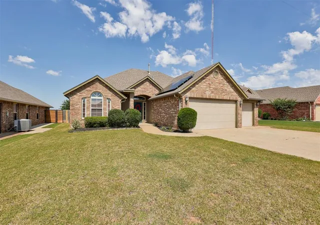 Homes for sale in Oklahoma City, OK | 3309 Paul Dr, Oklahoma City, OK 73160 | MLS# 1238593