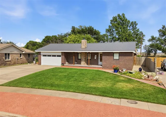 2nd image of 6011 Sunset Dr, Guymon, OK 73942 | MLS# 1238599