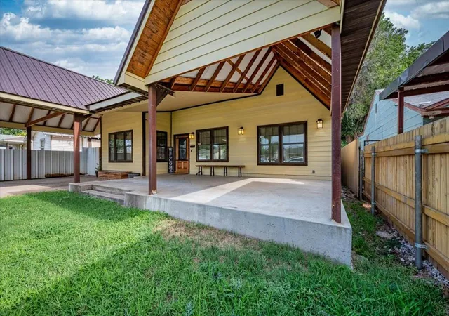 Homes for sale in Oklahoma City, OK | 2609 Sw 28Th St, Oklahoma City, OK 73108 | MLS# 1238600