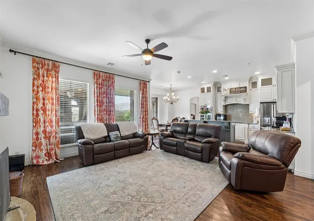 Photo 4 of Single family home for sale at 10912 SW 21st Street, Yukon, OK 73099 | MLS# 1238601 | Listing updated on 2026-10-05