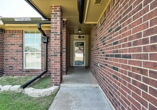 Photo 4 of Single family home for sale at 13008 Willowcrest Ln, Oklahoma City, OK 73170 | MLS# 1238615 | Listing updated on 2026-08-11