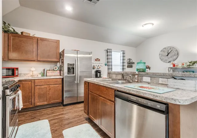 Photo 3 of Single family home for sale at 11036 Nw 94th Street, Yukon, OK 73099 | MLS# 1238617 | Listing updated on 2026-09-17