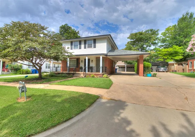 2nd image of 706 S Williams Ave, El Reno, OK 73036 | MLS# 1238623