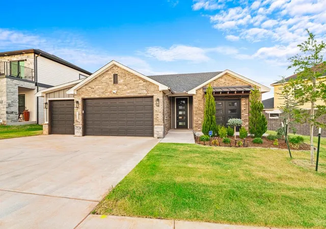 Photo 2 of Single family home for sale at 15504 Echo Park Dr, Edmond, OK 73013 | MLS# 1238634 | Listing updated on 2026-10-07
