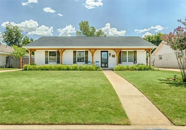 Homes for sale in Oklahoma City, OK | 1512 Barclay Rd, Oklahoma City, OK 73120 | MLS# 1238643