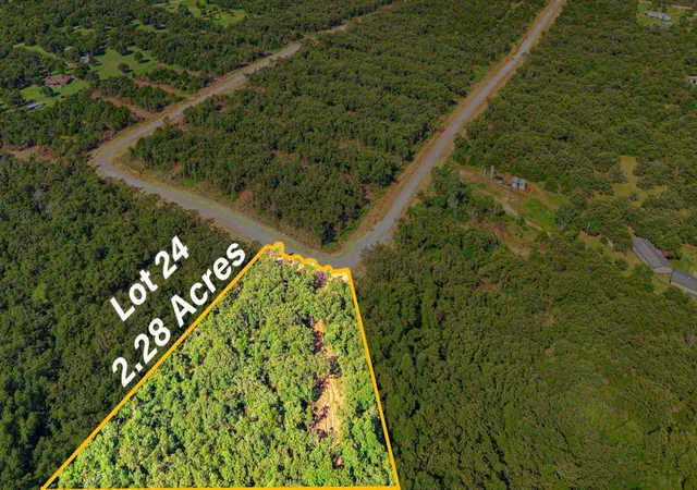 1st image of Emerald Oaks Cir #Lot 23 & 24, Guthrie, OK 73044 | MLS# 1238657