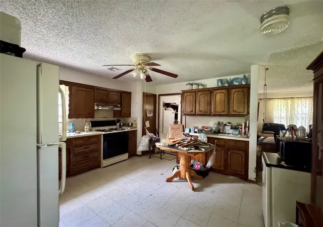 Photo 2 of Sale Pending at 607 SE 4th Street, Anadarko, OK 73005 | MLS# 1238671 | Listing updated on 2026-07-21