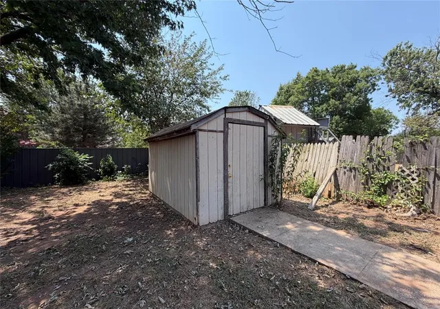5th image of 10408 Nw 40Th St, Yukon, OK 73099 | MLS# 1238686