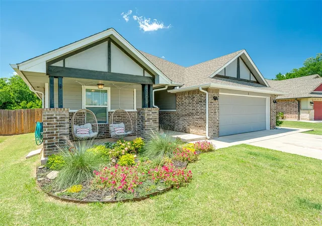 Homes for sale in Noble, OK | 300 Mountain Laurel Wy, Noble, OK 73068 | MLS# 1238690
