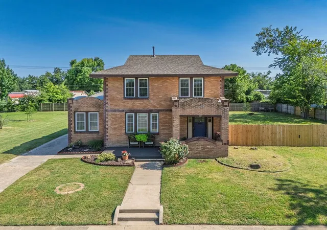 Homes for sale in Shawnee, OK | 537 W Dill St, Shawnee, OK 74801 | MLS# 1238693