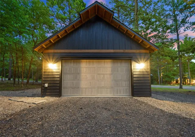 5th image of 590 Three Creeks Rd, Broken Bow, OK 74728 | MLS# 1238697