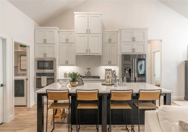 Photo 2 of Sale Pending at 15405 Jasper Ln, Edmond, OK 73013 | MLS# 1238698 | Listing updated on 2026-08-14