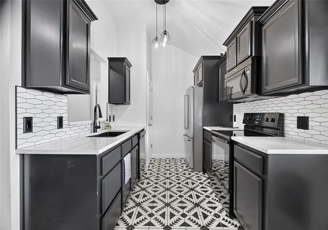 Photo 4 of Single family home for sale at 2712 NW 186th Terrace, Edmond, OK 73012 | MLS# 1238701 | Listing updated on 2026-09-02
