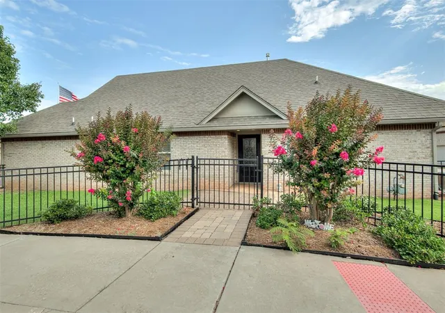 1st image of 119 Rue De Montserrat, Norman, OK 73071 | MLS# 1238706