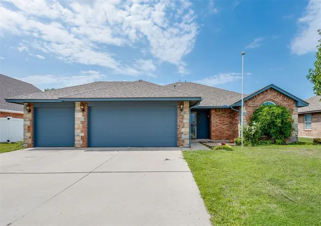Homes for sale in Newcastle, OK | 1178 Se 16th Pl, Newcastle, OK 73065 | MLS# 1238717