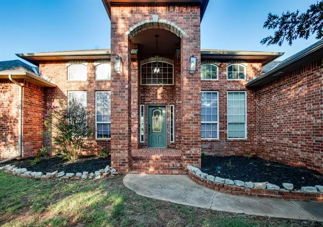 Homes for sale in Piedmont, OK | 15308 Marie Dr, Piedmont, OK 73078 | MLS# 1238719