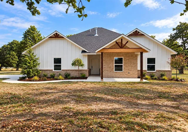 Photo 1 of Single family home for sale at 1292 Sue Ln, Choctaw, OK 73020 | MLS# 1238730 | Listing updated on 2026-10-22