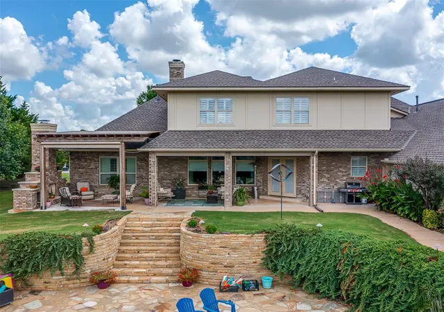 Photo 4 of Single family home for sale at 19355 Sportsman Rd, Edmond, OK 73012 | MLS# 1238741 | Listing updated on 2026-09-12