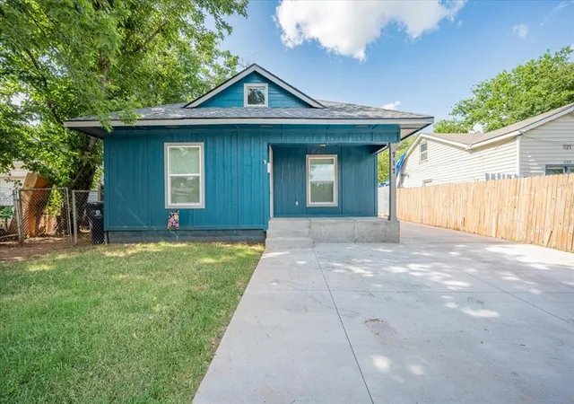 Photo 3 of Single family home for sale at 717 SE 31st Street, Oklahoma City, OK 73129 | MLS# 1238742 | Listing updated on 2026-08-29