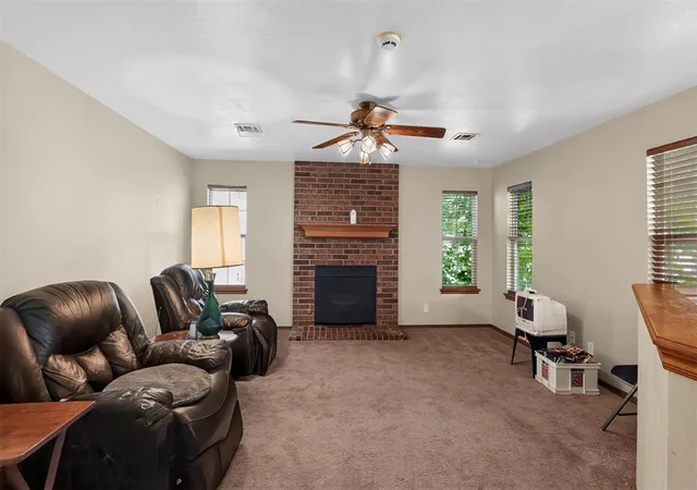 4th image of 5 Rainbow Dr, Ponca City, OK 74604 | MLS# 1238748