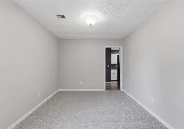 Homes for sale in Oklahoma City, OK | 1412 Foxfire St, Oklahoma City, OK 73160 | MLS# 1238757