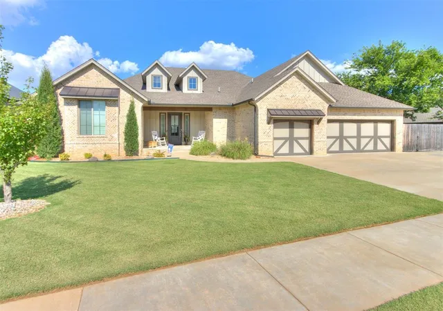 Photo 2 of Sale Pending at 4304 Brg Wood Ln, Oklahoma City, OK 73179 | MLS# 1238758 | Listing updated on 2026-08-17