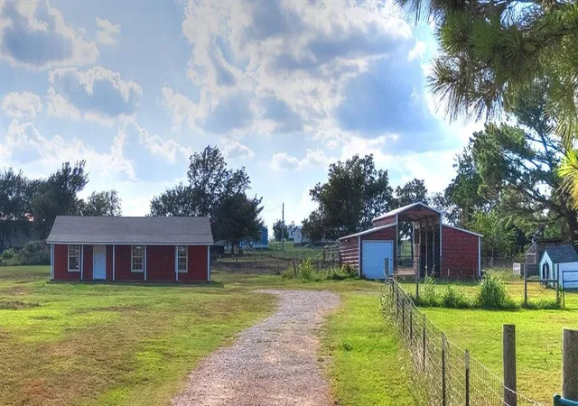 2nd image of 1186 County Street 2955, Tuttle, OK 73089 | MLS# 1238762