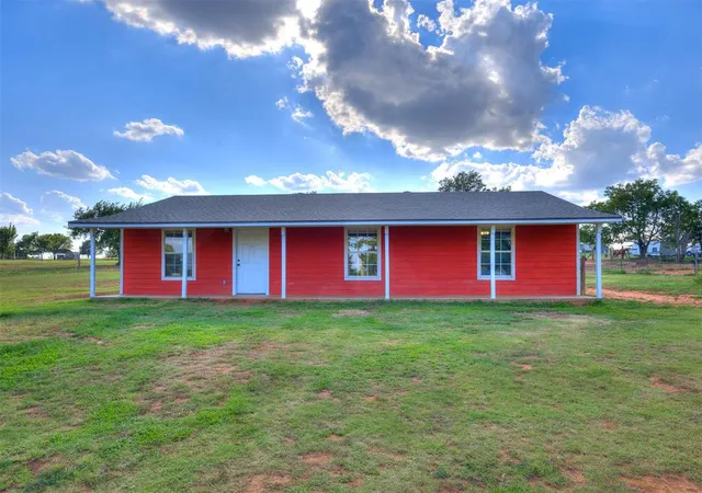 1st image of 1186 County Street 2955, Tuttle, OK 73089 | MLS# 1238762