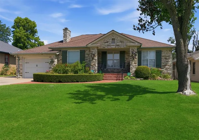 Photo 2 of Single family home for sale at 1205 Marlboro Ln, Nichols Hills, OK 73116 | MLS# 1238766 | Listing updated on 2026-07-16