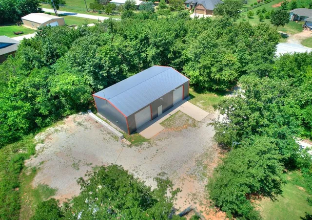 Homes for sale in Newalla, OK | 16802 Creek Valley Ln, Newalla, OK 74857 | MLS# 1238785