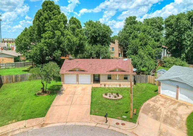 Photo 2 of Single family home for sale at 1101 Teal Pl, Edmond, OK 73003 | MLS# 1238786 | Listing updated on 2026-07-11