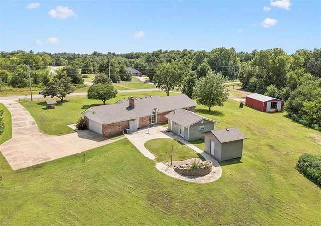 2nd image of 8010 E Maguire Rd, Noble, OK 73068 | MLS# 1238788