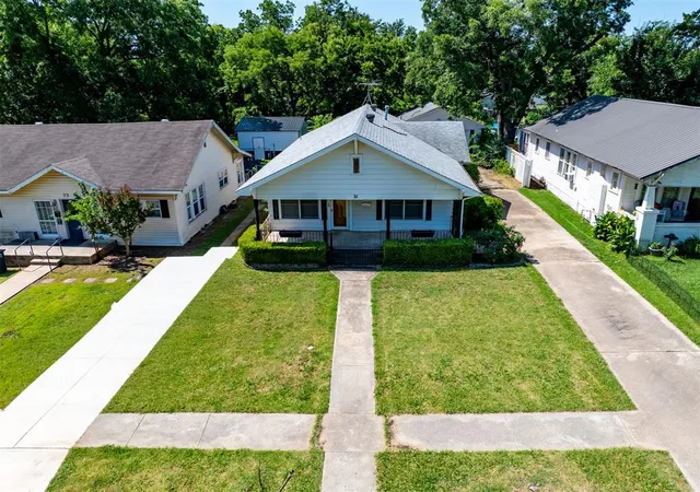 Photo 3 of Sale Pending at 21 E Severn St, Shawnee, OK 74801 | MLS# 1238791 | Listing updated on 2026-07-29