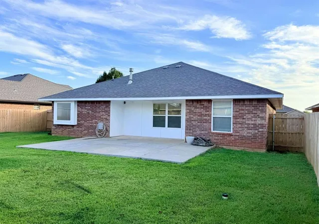 Photo 3 of Single family home for sale at 2261 Blue Jay Dr, Edmond, OK 73012 | MLS# 1238793 | Listing updated on 2026-10-01
