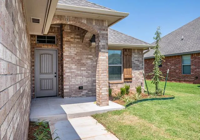 Photo 3 of Single family home for sale at 1197 Tawny Hills Rd, Piedmont, OK 73078 | MLS# 1238802 | Listing updated on 2026-08-31