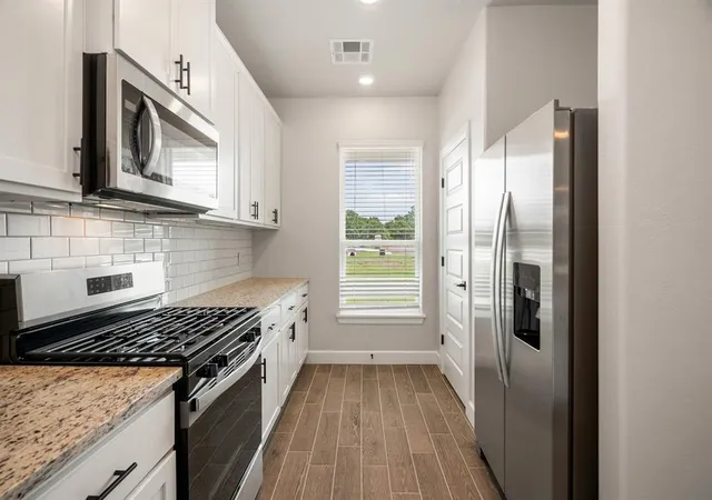 Photo 18 of Single family home for sale at 2375 Clubhouse Dr, Blanchard, OK 73010 | MLS# 1238807 | Listing updated on 2026-07-11