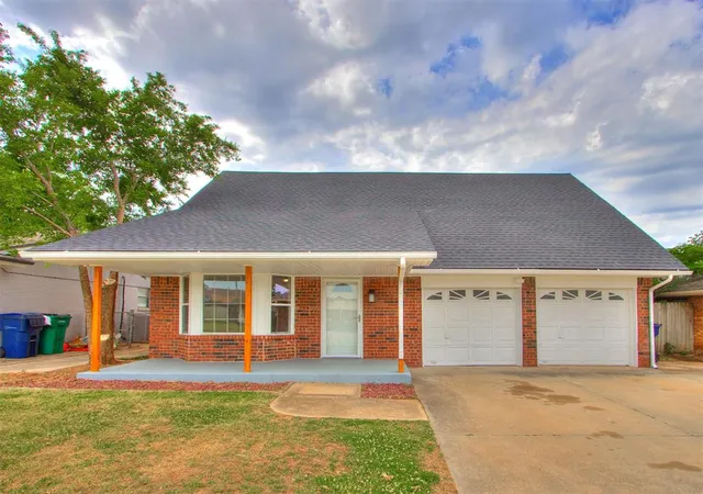 Homes for sale in Oklahoma City, OK | 1028 Sw 94th St, Oklahoma City, OK 73139 | MLS# 1238814
