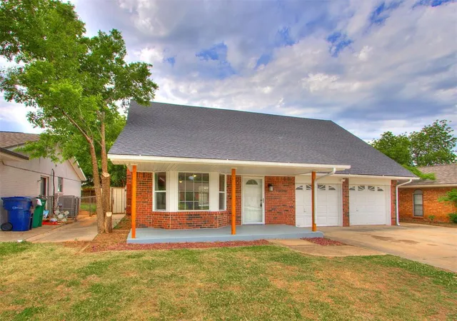Homes for sale in Oklahoma City, OK | 1028 Sw 94Th St, Oklahoma City, OK 73139 | MLS# 1238814