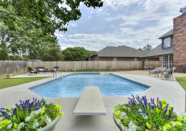 2nd image of 3309 Huntsman Ct, Edmond, OK 73003 | MLS# 1238824