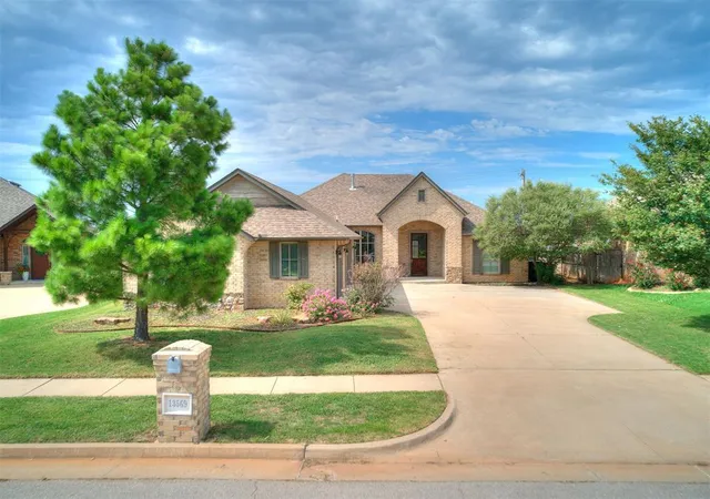 Photo 2 of Sale Pending at 13569 Cobblestone Curv Rd, Oklahoma City, OK 73142 | MLS# 1238835 | Listing updated on 2026-09-07