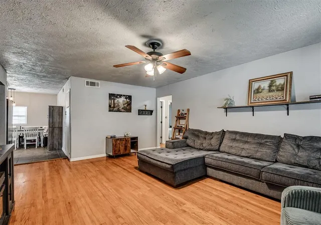Photo 3 of Single family home for sale at 2200 Maple Dr, Oklahoma City, OK 73110 | MLS# 1238838 | Listing updated on 2026-09-23