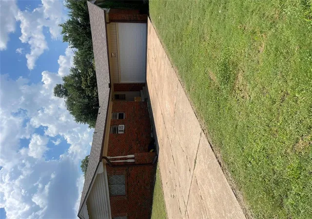 1st image of 2210 S Choctaw Ave, El Reno, OK 73036 | MLS# 1238842