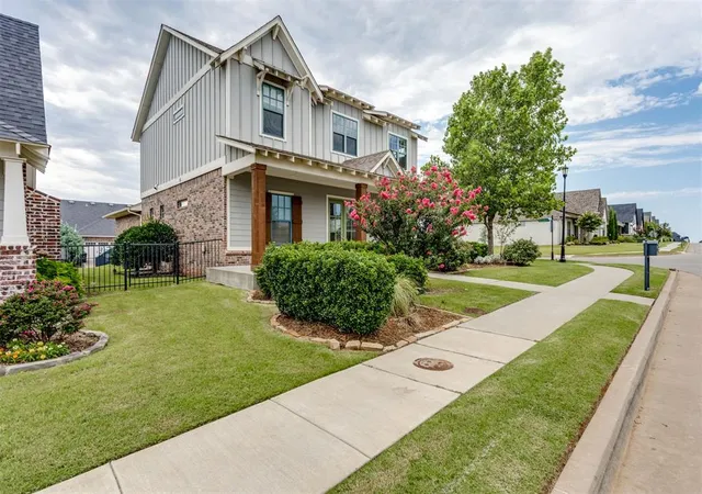 3rd image of 1757 Boathouse Rd, Edmond, OK 73034 | MLS# 1238852