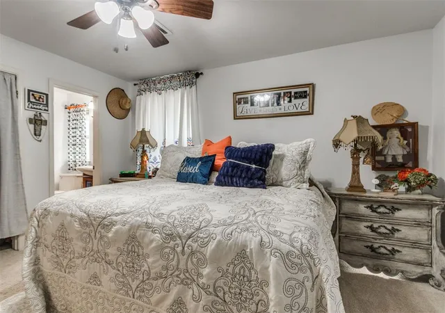 Photo 3 of Sale Pending at 752 Red Oak Ter, Edmond, OK 73003 | MLS# 1238870 | Listing updated on 2026-09-07