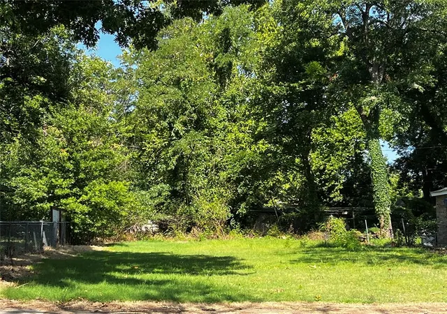 Land for sale at 627 N Louisa St, Shawnee, OK 74801 | MLS# 1238882